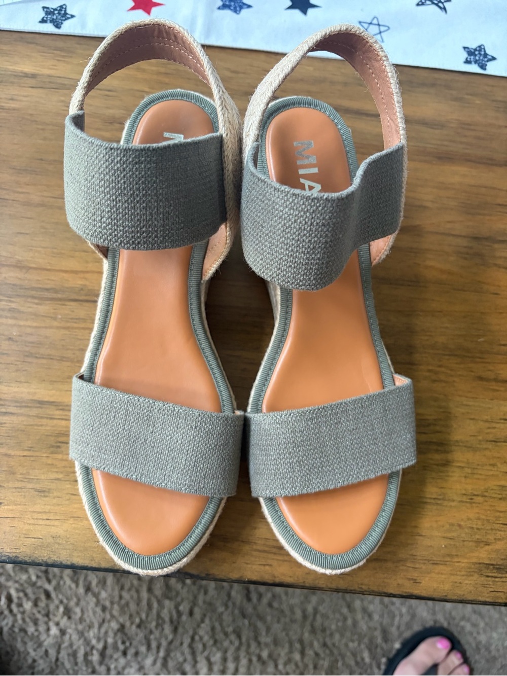 MIA Olive Green Elastic Strap Sandals